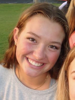 Ella, 19