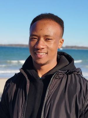 Ian, 25