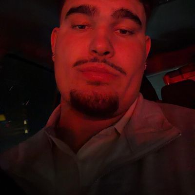 Sam, 23