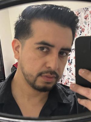 Luis, 35