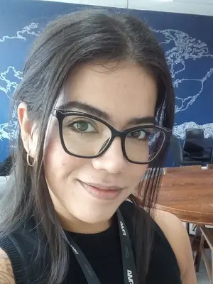 Erika, 26