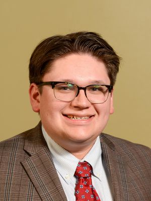 Jose, 22