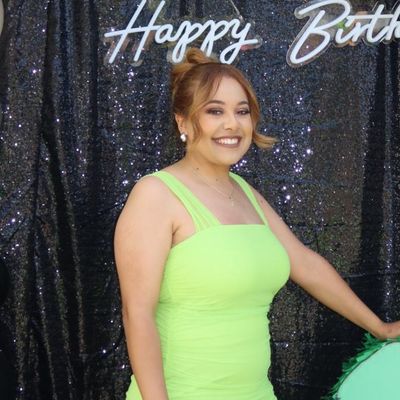 Josie, 31