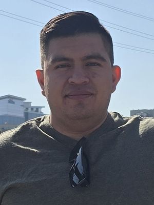 Jose Armando, 27