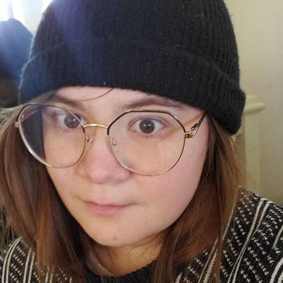 Elizabeth, 26