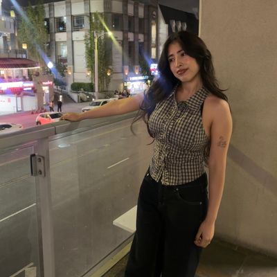 Gisel, 23