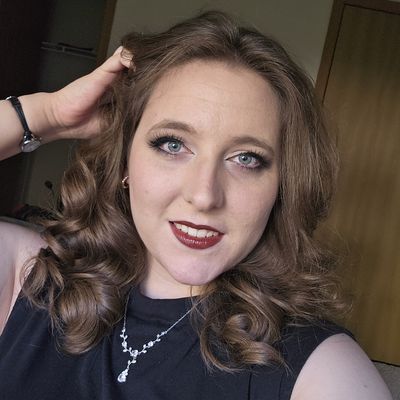 Alyssa, 25