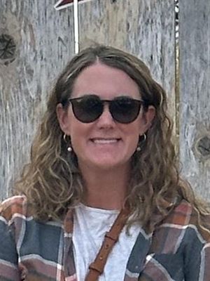 Alicia, 37