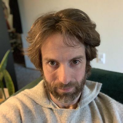 Jonathan, 43