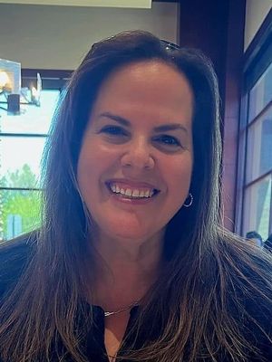 Nora, 47