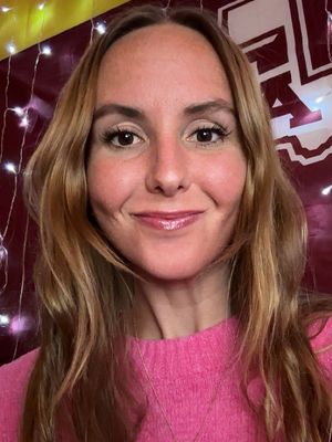 Shannon, 23