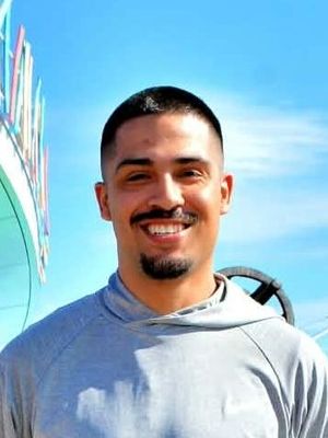 Victor, 25