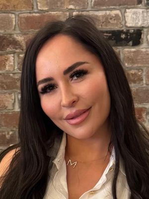 Mel, 34