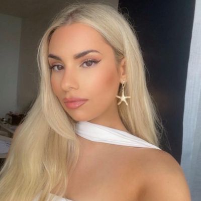 Ashlee, 31
