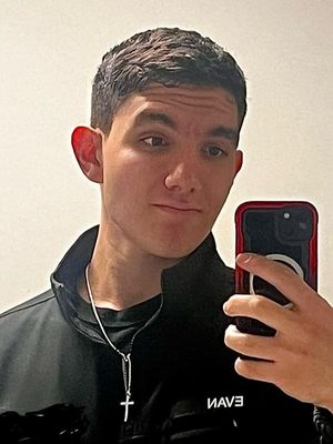 Evan, 22