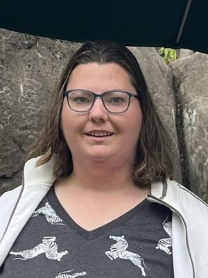 Maggie, 31