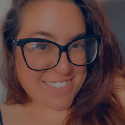 Amelia, 34