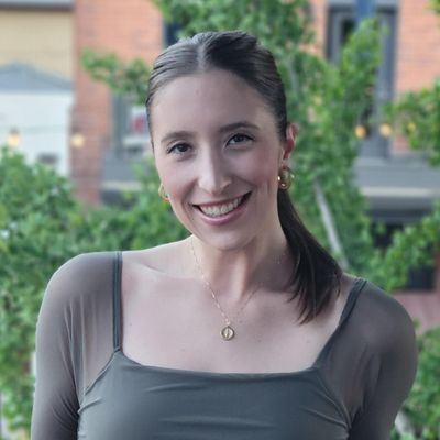 Rachael, 27
