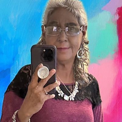 Dolores, 57