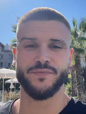 Myjiik, 42