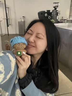 Nina, 31