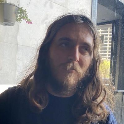 Tre, 33
