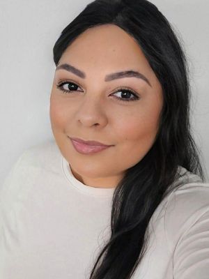 Jasmyn, 35