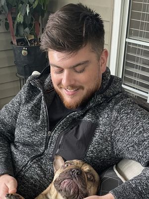 Devin, 32