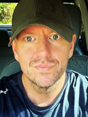 Edwin, 44