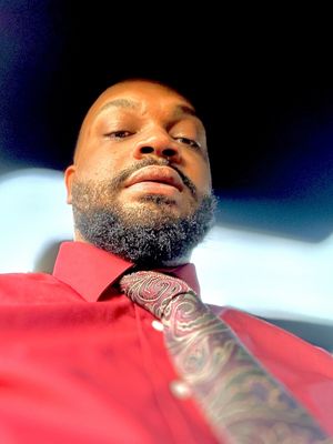 Marcus, 30