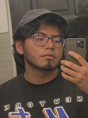 Efren, 24