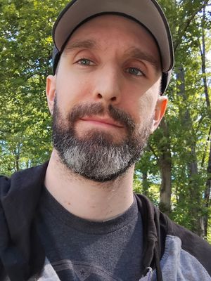 Alex, 37