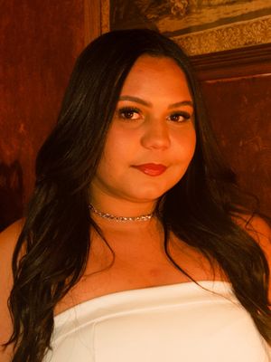 Thalia, 28