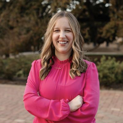Katie Belle, 21