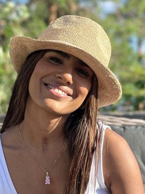 Sunniva, 27