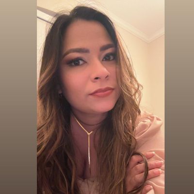Maria, 36
