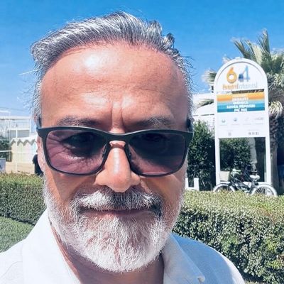 Daniel, 61