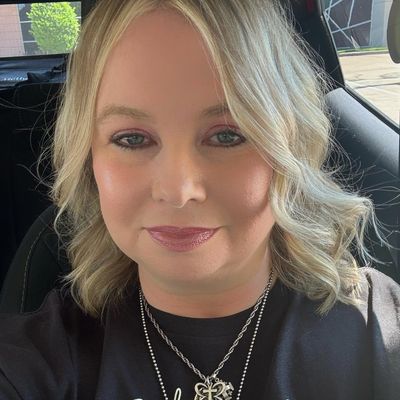 Janice, 53