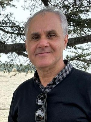 Andre, 58