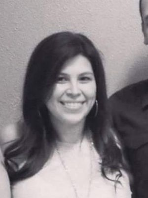 Shelly, 40