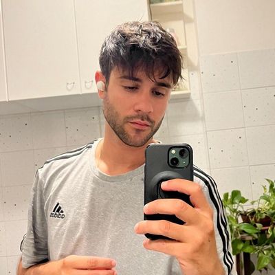 Federici, 37