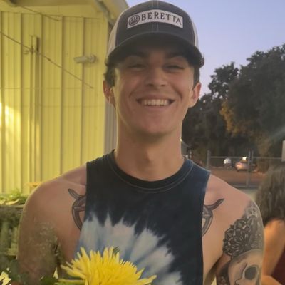 Christopher, 25