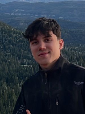 Alan, 22