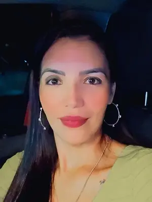 Aline, 41