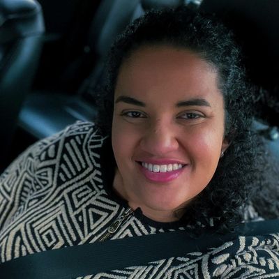 Tamires, 28