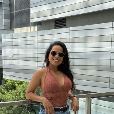 Joany, 38
