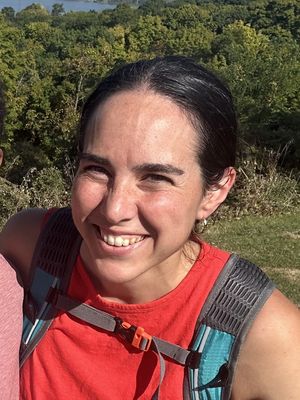 Teresa, 33