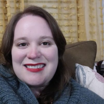 Elizabeth, 37