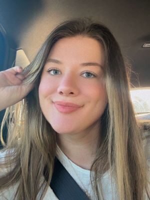 Alex, 24