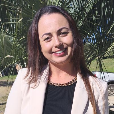 Tainara, 34
